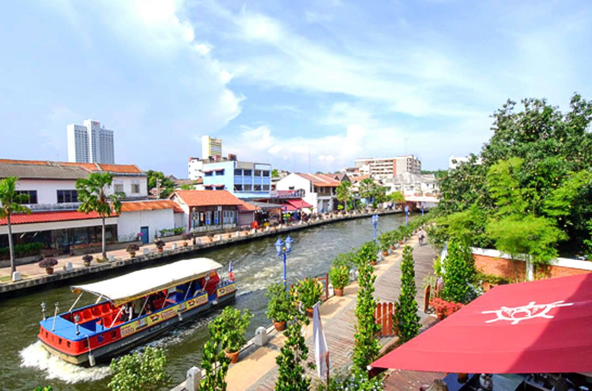 Rc Hotel Melaka מראה חיצוני תמונה